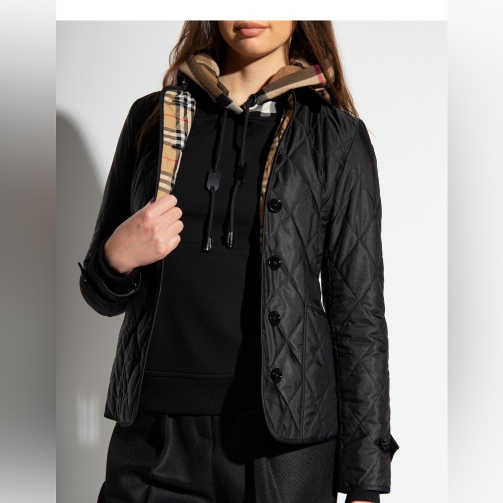 Burberry Fernleigh Quilted Logo Jacket Black XXS